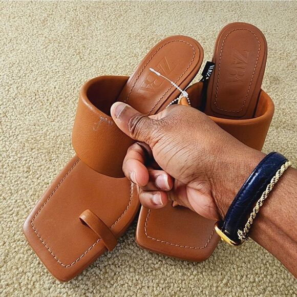 Zara    - Picture 10 of 11